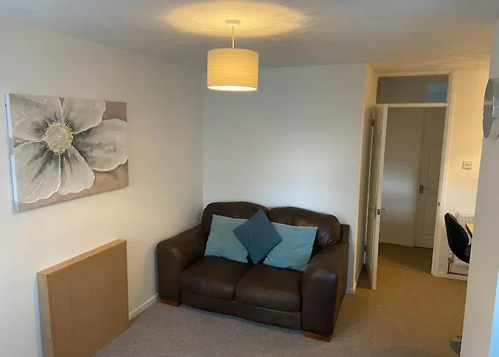 One Bedroom Ground Floor Flat Central Chichester