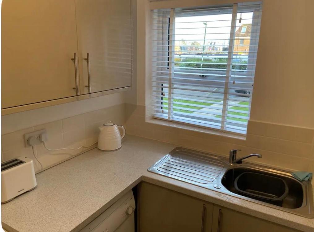 Apartment One Bedroom Ground Floor Flat Chichester