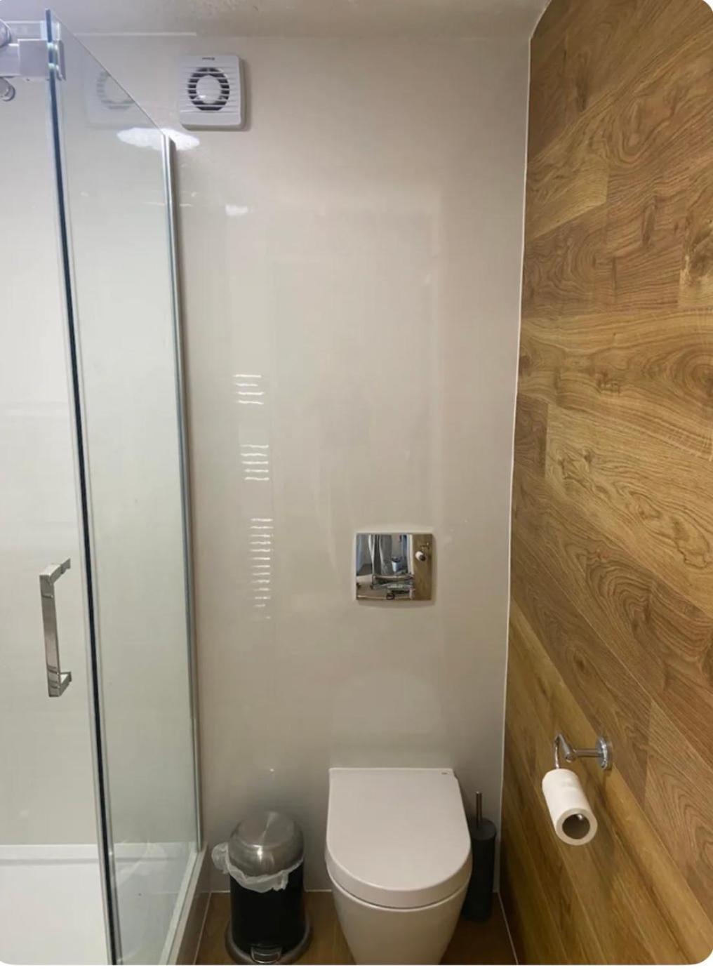 One Bedroom Ground Floor Flat Apartment